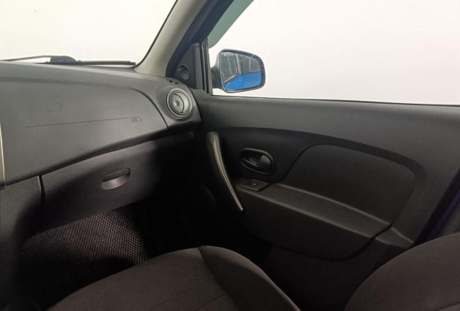 Renault Sandero II с пробегом 2014 года, цена 675 000 рублей, 102612 км, хэтчбек, Автокод Объявления