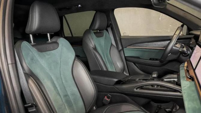 Geely Monjaro I с пробегом 2024 года, цена 3 490 000 рублей, 37450 км, внедорожник, Автокод Объявления