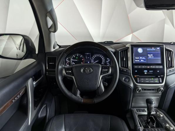 Toyota Land Cruiser 200 Series Рестайлинг 2 с пробегом 2018 года, цена 5 299 000 рублей, 165257 км, внедорожник, Автокод Объявления