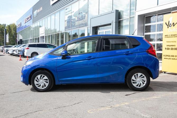 Honda Fit III с пробегом 2016 года, цена 929 000 рублей, 135000 км, хэтчбек, Автокод Объявления