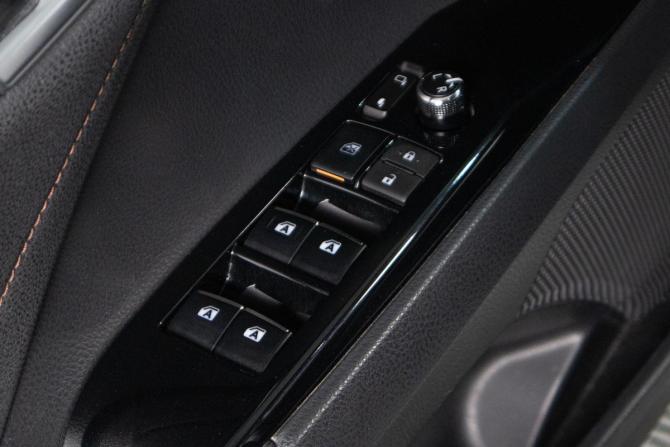 Toyota Camry VIII (XV70) Рестайлинг с пробегом 2021 года, цена 3 049 000 рублей, 80714 км, седан, Автокод Объявления