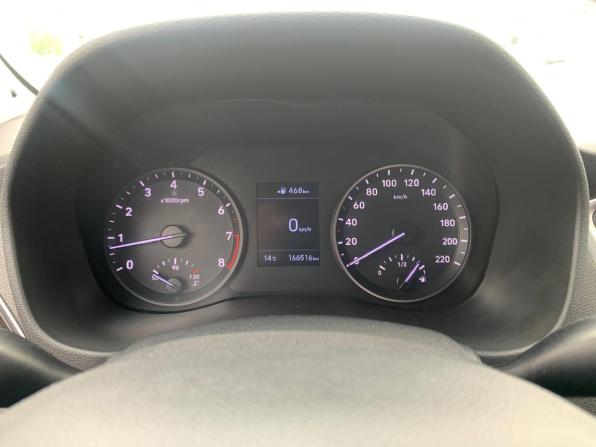 Hyundai Solaris II с пробегом 2017 года, цена 1 084 000 рублей, 166515 км, седан, Автокод Объявления