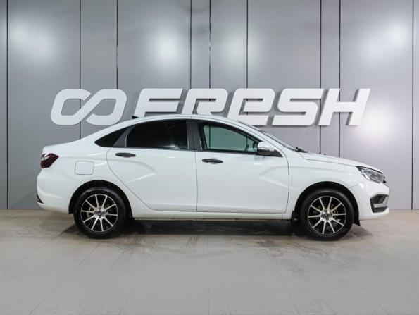 Lada (ВАЗ) Vesta I Рестайлинг (NG) с пробегом 2024 года, цена 1 349 000 рублей, 64893 км, седан, Автокод Объявления