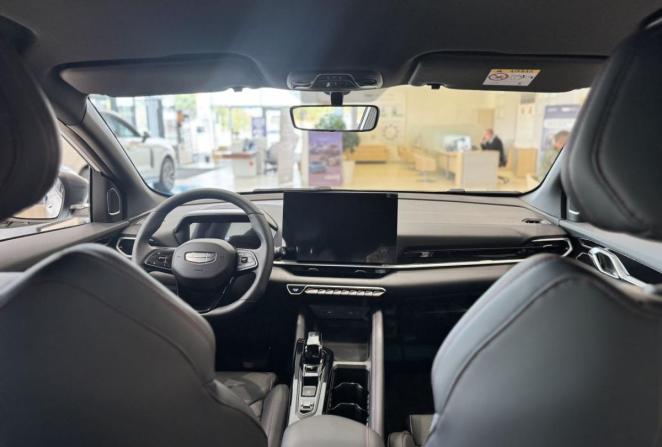 Новый Geely Coolray I Рестайлинг 2 2026 года, цена 2 774 990 рублей, внедорожник, Автокод Объявления