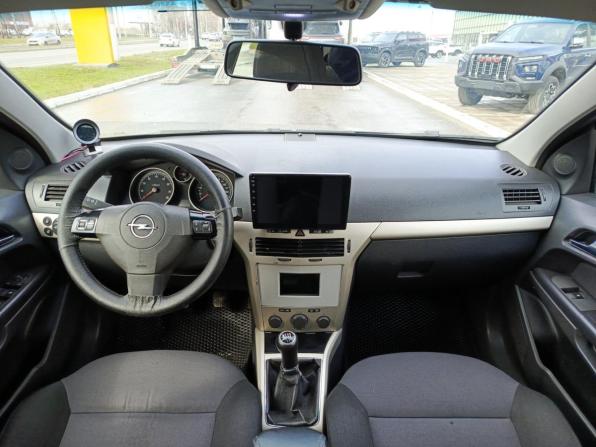 Opel Astra H Рестайлинг с пробегом 2008 года, цена 249 000 рублей, 317593 км, седан, Автокод Объявления