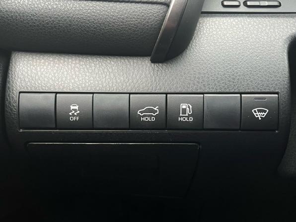 Toyota Camry VIII (XV70) с пробегом 2019 года, цена 2 370 000 рублей, 150608 км, седан, Автокод Объявления