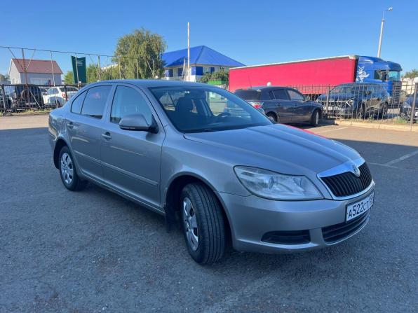 Skoda Octavia II (A5) Рестайлинг с пробегом 2011 года, цена 395 000 рублей, 244729 км, лифтбек, Автокод Объявления