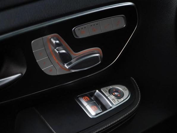 Mercedes-Benz V-Класс III (W447) Рестайлинг с пробегом 2020 года, цена 4 949 099 рублей, 130519 км, минивэн, Автокод Объявления