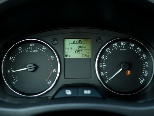 Skoda Fabia II Рестайлинг с пробегом 2011 года, цена 599 000 рублей, 179311 км, хэтчбек, Автокод Объявления