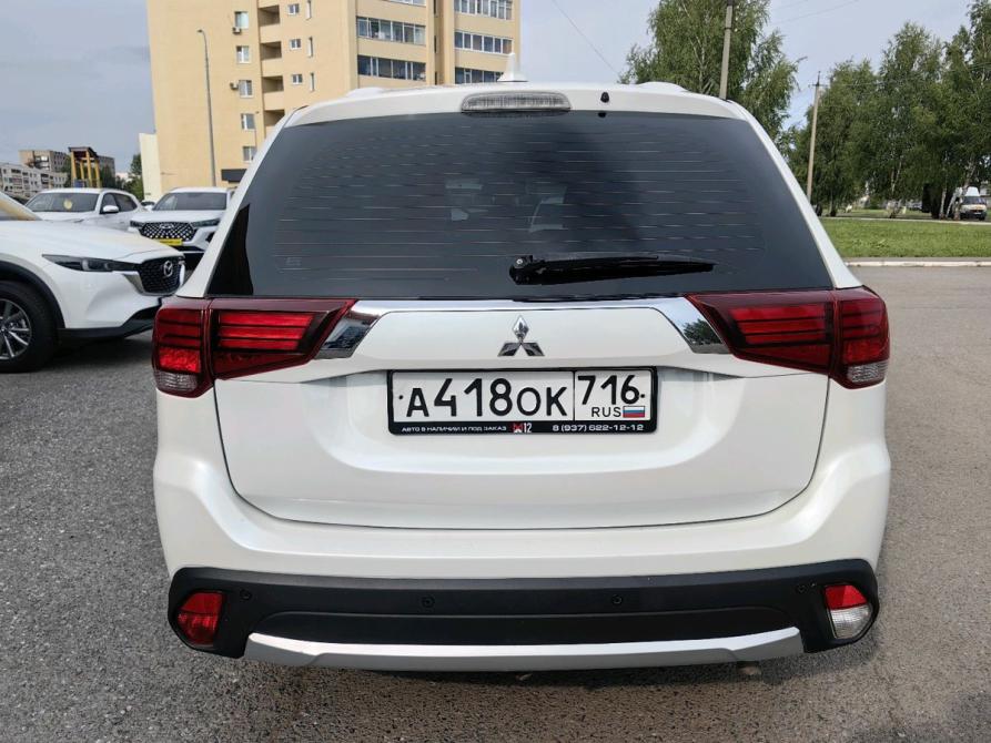 Mitsubishi Outlander III Рестайлинг 2 Нижнекамск  - изображение 4