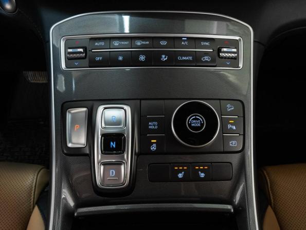 Hyundai Santa Fe IV Рестайлинг с пробегом 2022 года, цена 4 310 000 рублей, 19765 км, внедорожник, Автокод Объявления
