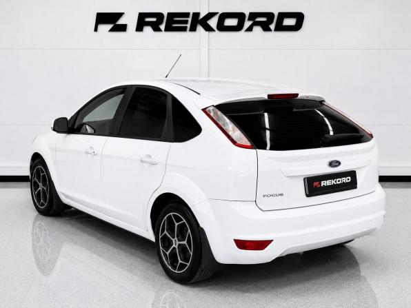 Ford Focus II Рестайлинг с пробегом 2011 года, цена 669 000 рублей, 236621 км, хэтчбек, Автокод Объявления