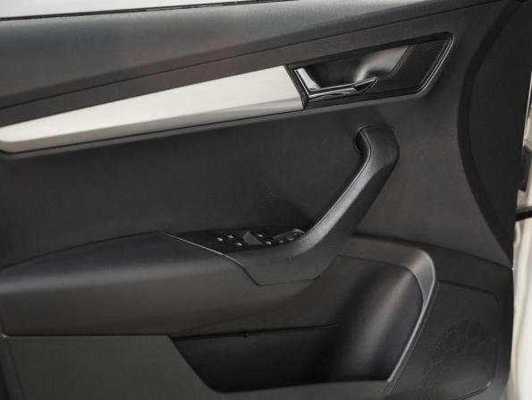 Skoda Karoq I с пробегом 2020 года, цена 1 899 000 рублей, 116730 км, внедорожник, Автокод Объявления