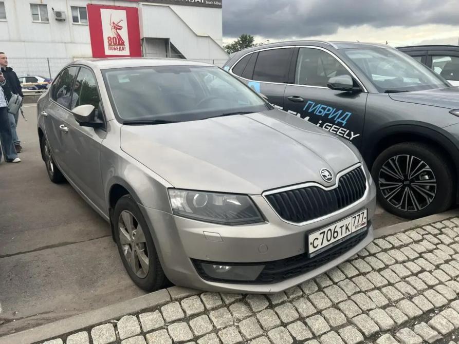 Skoda Octavia III (A7) Москва  - изображение 1