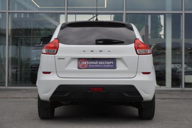 Lada (ВАЗ) XRAY I с пробегом 2018 года, цена 765 000 рублей, 122588 км, хэтчбек, Автокод Объявления