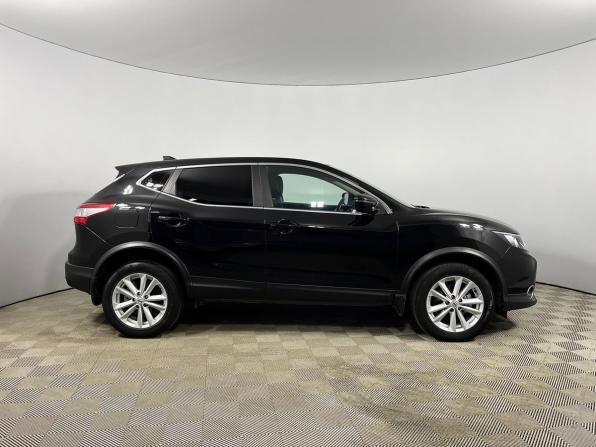 Nissan Qashqai II с пробегом 2017 года, цена 1 890 000 рублей, 71781 км, внедорожник, Автокод Объявления