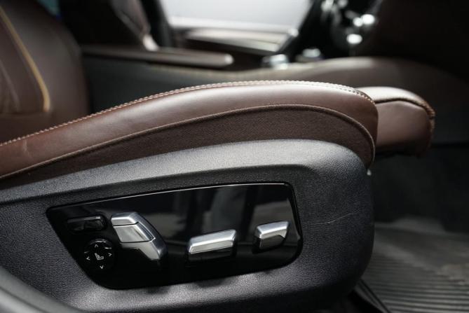 BMW 5 серии VII (G30/G31/G38) с пробегом 2019 года, цена 4 690 000 рублей, 150000 км, седан, Автокод Объявления