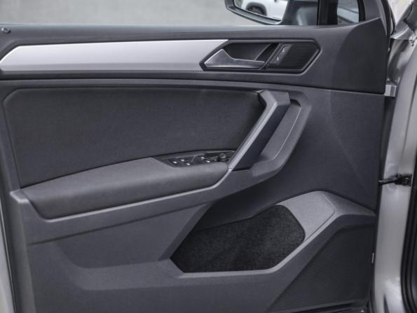Volkswagen Tiguan II с пробегом 2019 года, цена 2 049 000 рублей, 120018 км, внедорожник, Автокод Объявления