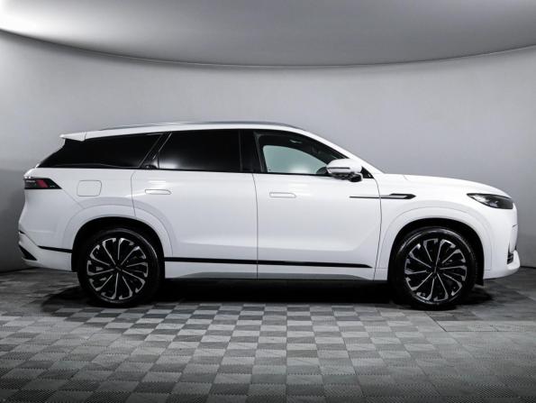 Jaecoo J8 с пробегом 2024 года, цена 3 299 999 рублей, 10266 км, внедорожник, Автокод Объявления