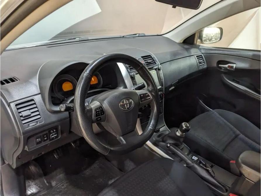 Toyota Corolla X (E140 E150) Рестайлинг Пермь  - изображение 17