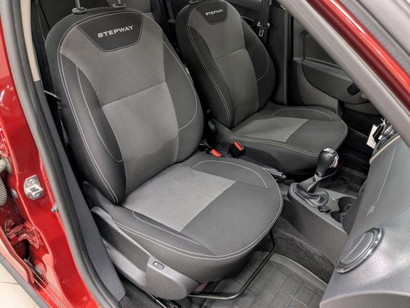 Renault Sandero II Рестайлинг с пробегом 2021 года, цена 1 590 000 рублей, 22038 км, хэтчбек, Автокод Объявления
