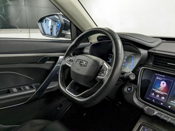 Geely Atlas Pro с пробегом 2022 года, цена 1 790 000 рублей, 80073 км, внедорожник, Автокод Объявления