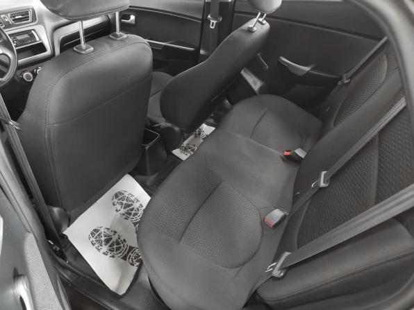 Kia Rio III Рестайлинг с пробегом 2015 года, цена 746 500 рублей, 198008 км, седан, Автокод Объявления