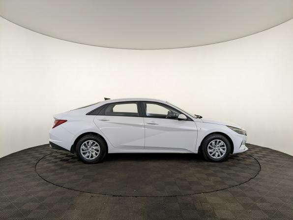 Hyundai Elantra VII (CN7) с пробегом 2022 года, цена 1 845 000 рублей, 70157 км, седан, Автокод Объявления