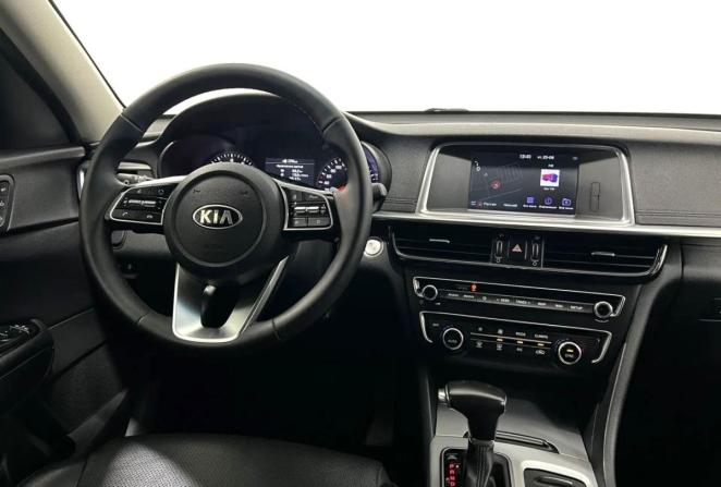 Kia Optima IV Рестайлинг с пробегом 2019 года, цена 2 420 000 рублей, 90000 км, седан, Автокод Объявления