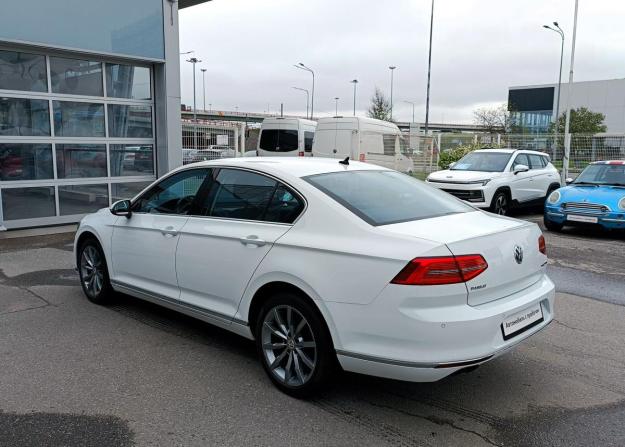 Volkswagen Passat B8 с пробегом 2016 года, цена 2 095 000 рублей, 153000 км, седан, Автокод Объявления