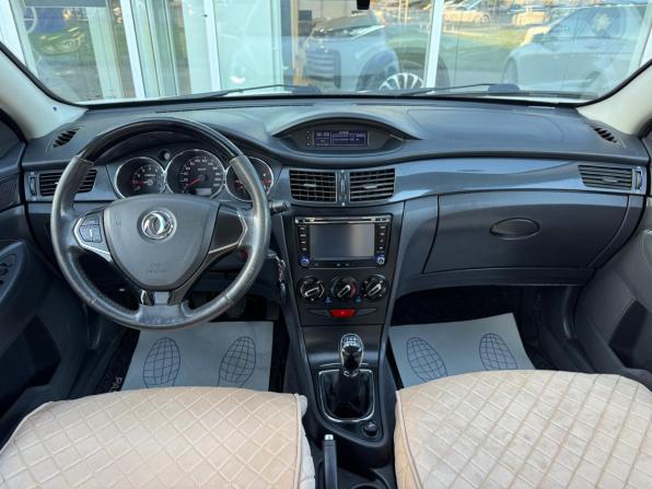 Dongfeng H30 Cross с пробегом 2015 года, цена 435 000 рублей, 128949 км, хэтчбек, Автокод Объявления