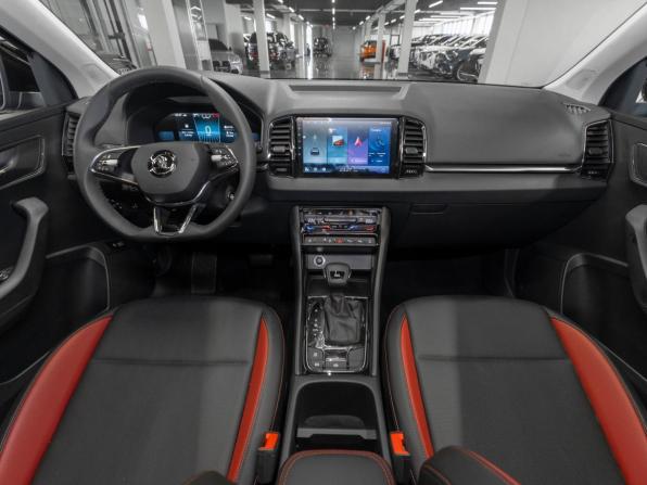 Skoda Karoq I с пробегом 2025 года, цена 3 450 000 рублей, 25 км, внедорожник, Автокод Объявления
