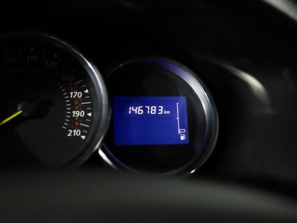 Renault Sandero II с пробегом 2017 года, цена 899 000 рублей, 146782 км, хэтчбек, Автокод Объявления