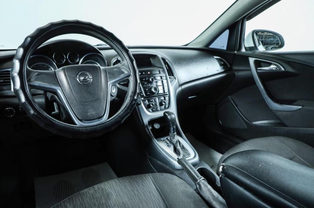 Opel Astra J Рестайлинг Новосибирск  - изображение 8