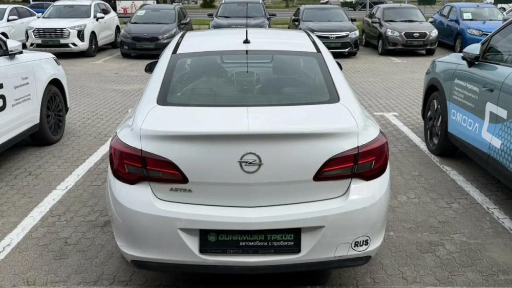 Opel Astra J Рестайлинг Череповец  - изображение 7