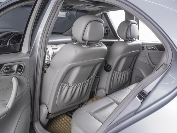 Mercedes-Benz C-Класс II (W203) Рестайлинг с пробегом 2006 года, цена 909 000 рублей, 360178 км, седан, Автокод Объявления