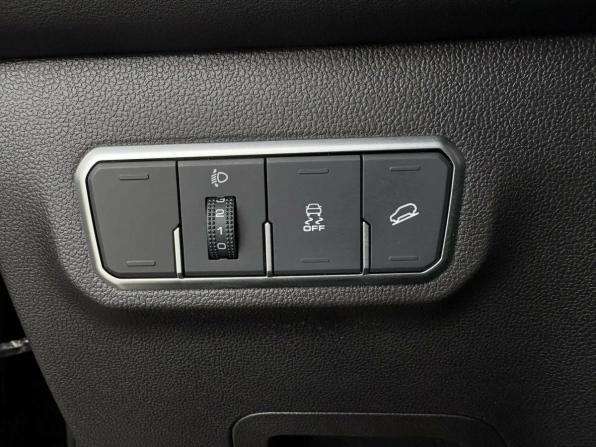 Haval M6 II с пробегом 2024 года, цена 1 895 000 рублей, 16968 км, внедорожник, Автокод Объявления