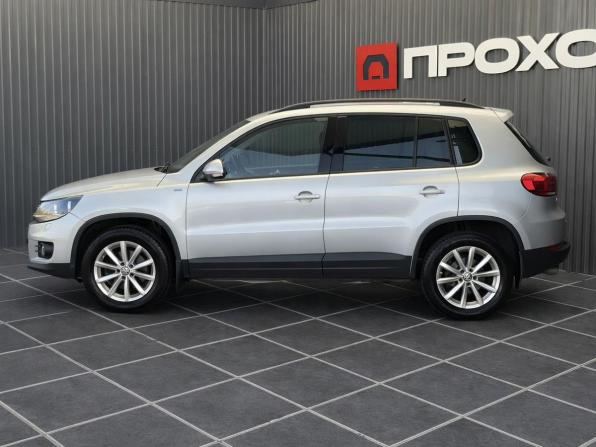 Volkswagen Tiguan I Рестайлинг с пробегом 2016 года, цена 1 750 000 рублей, 169161 км, внедорожник, Автокод Объявления