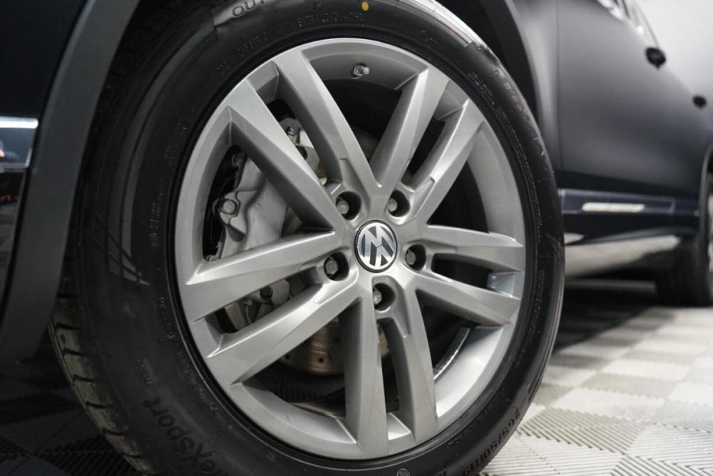 Volkswagen Touareg II Рестайлинг Крым  - изображение 31