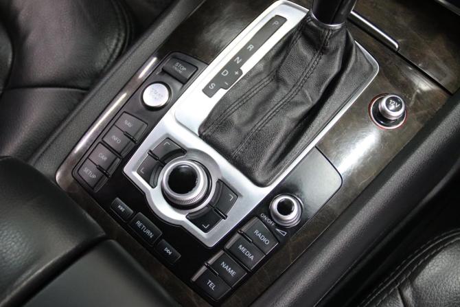 Audi Q7 I (4L) Рестайлинг с пробегом 2011 года, цена 1 940 450 рублей, 245320 км, внедорожник, Автокод Объявления