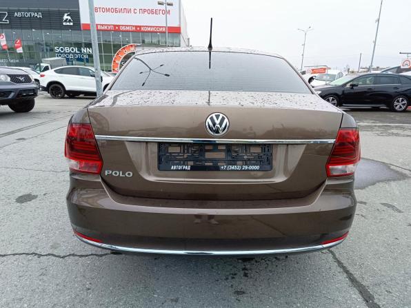 Volkswagen Polo V Рестайлинг с пробегом 2016 года, цена 859 995 рублей, 225113 км, седан, Автокод Объявления