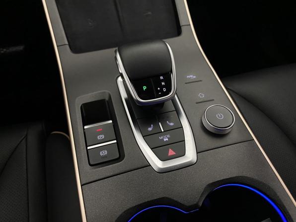 Omoda C5 I с пробегом 2023 года, цена 1 850 000 рублей, 40325 км, внедорожник, Автокод Объявления