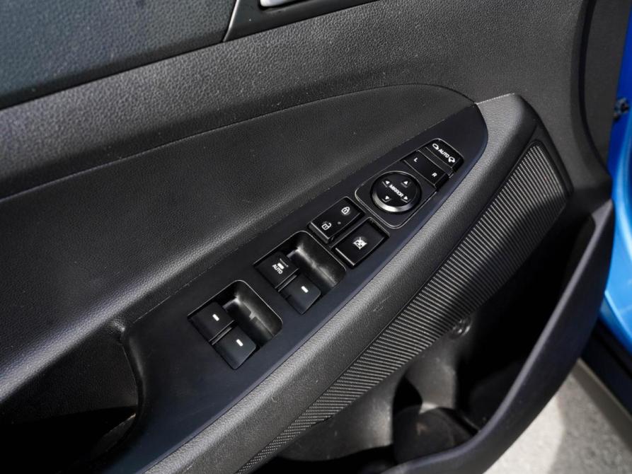 Hyundai Tucson III Челябинск  - изображение 12