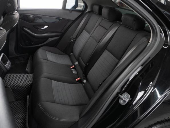 Mercedes-Benz C-Класс IV (W205) Рестайлинг с пробегом 2018 года, цена 2 439 000 рублей, 117724 км, седан, Автокод Объявления