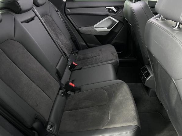 Audi Q3 II (F3) с пробегом 2022 года, цена 2 775 000 рублей, 83000 км, внедорожник, Автокод Объявления