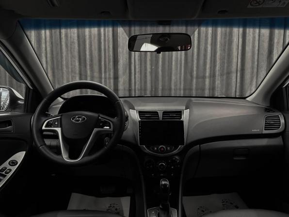 Hyundai Solaris I Рестайлинг с пробегом 2015 года, цена 945 000 рублей, 138491 км, седан, Автокод Объявления