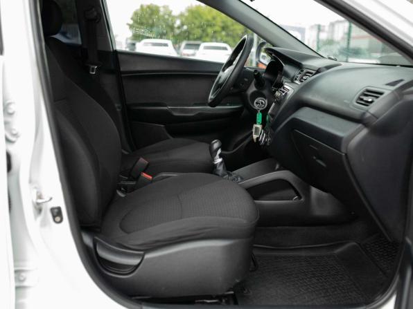 Kia Rio III с пробегом 2012 года, цена 590 000 рублей, 198087 км, седан, Автокод Объявления