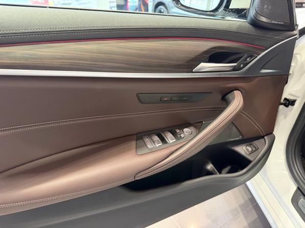 BMW 5 серии VII (G30/G31/G38) Рестайлинг с пробегом 2020 года, цена 4 299 000 рублей, 128000 км, седан, Автокод Объявления