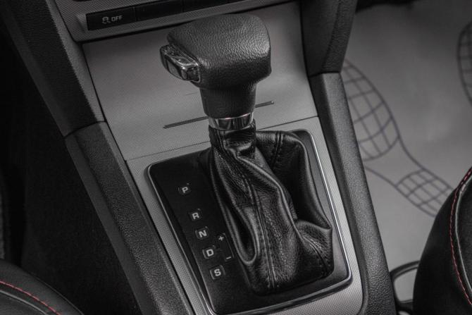 Skoda Octavia II (A5) Рестайлинг с пробегом 2012 года, цена 879 000 рублей, 172000 км, лифтбек, Автокод Объявления