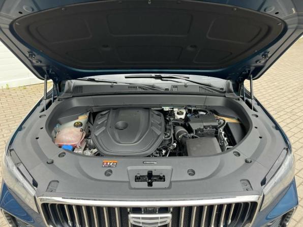 Geely Monjaro I с пробегом 2023 года, цена 3 295 000 рублей, 44000 км, внедорожник, Автокод Объявления